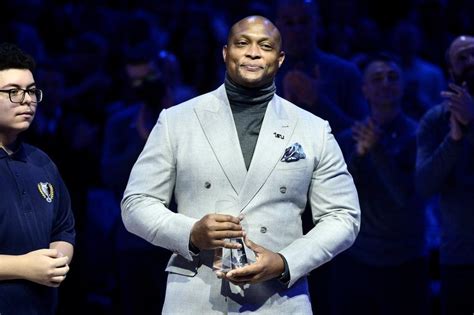 Eddie George’s prolific post-playing career makes a stop at Chicago Bears OTAs through a diversity coaching fellowship